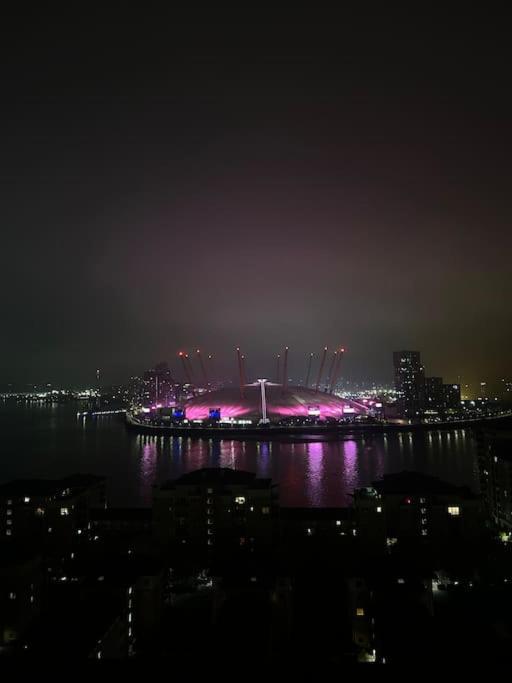 London Skylineviews 2 Bed 2 Bath Flat Near Canary Wharf, O2 & Excel 外观 照片