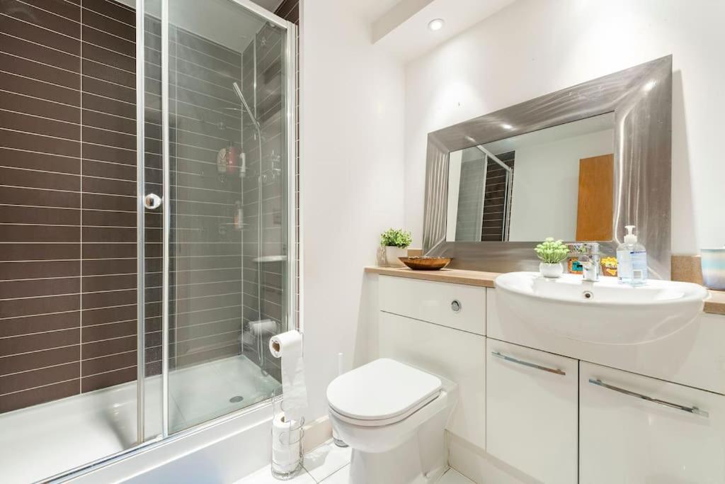 London Skylineviews 2 Bed 2 Bath Flat Near Canary Wharf, O2 & Excel 外观 照片