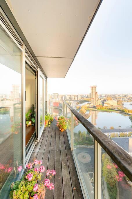 London Skylineviews 2 Bed 2 Bath Flat Near Canary Wharf, O2 & Excel 外观 照片