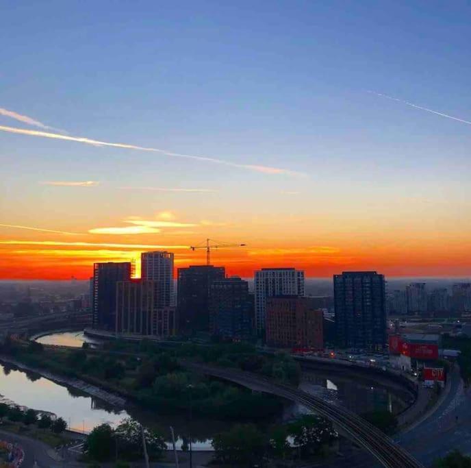 London Skylineviews 2 Bed 2 Bath Flat Near Canary Wharf, O2 & Excel 外观 照片
