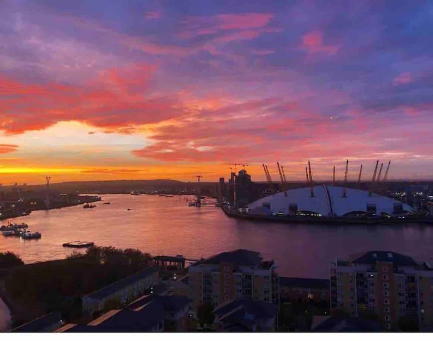 London Skylineviews 2 Bed 2 Bath Flat Near Canary Wharf, O2 & Excel 外观 照片